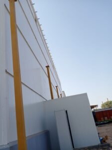 إنشاء مستودعات ساندوتش بانل بالرياض